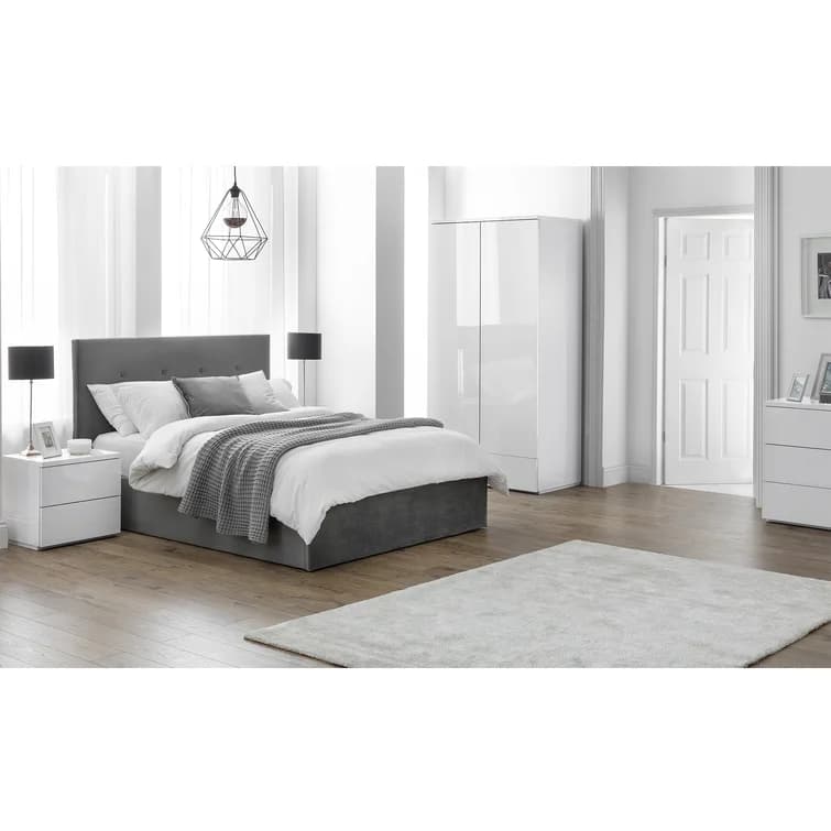 Delphinus 6 Piece Bedroom Set furniture product