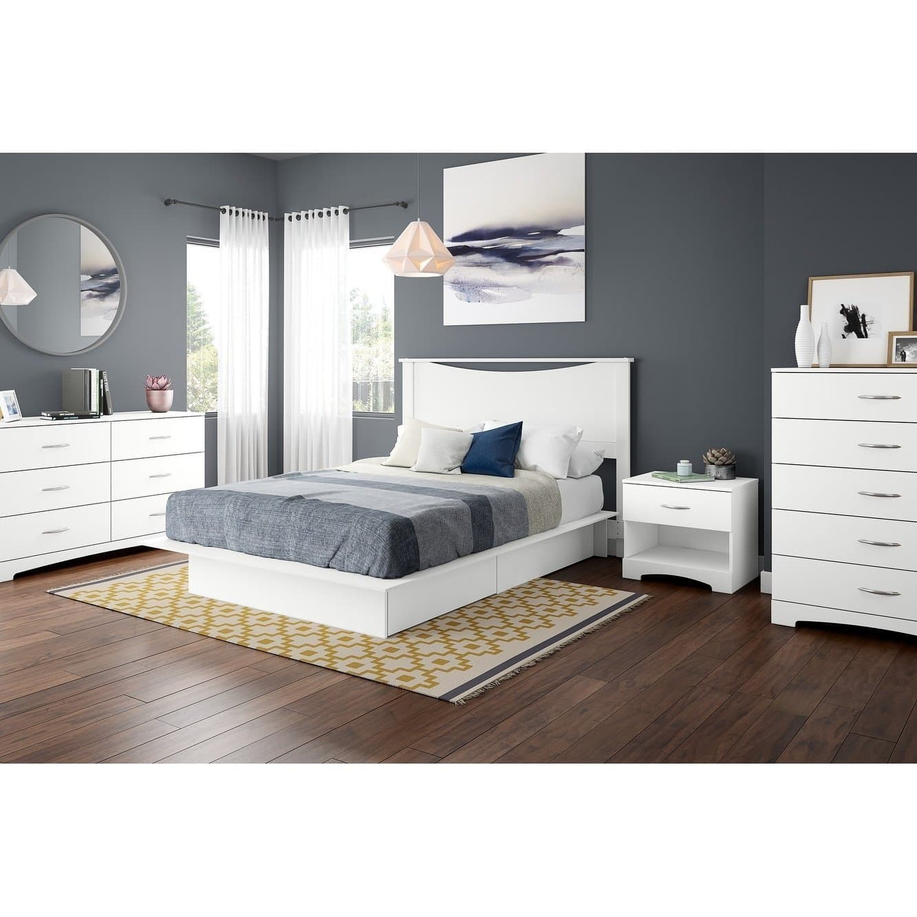 Five Drawer Chest of Drawers thumbnail 3