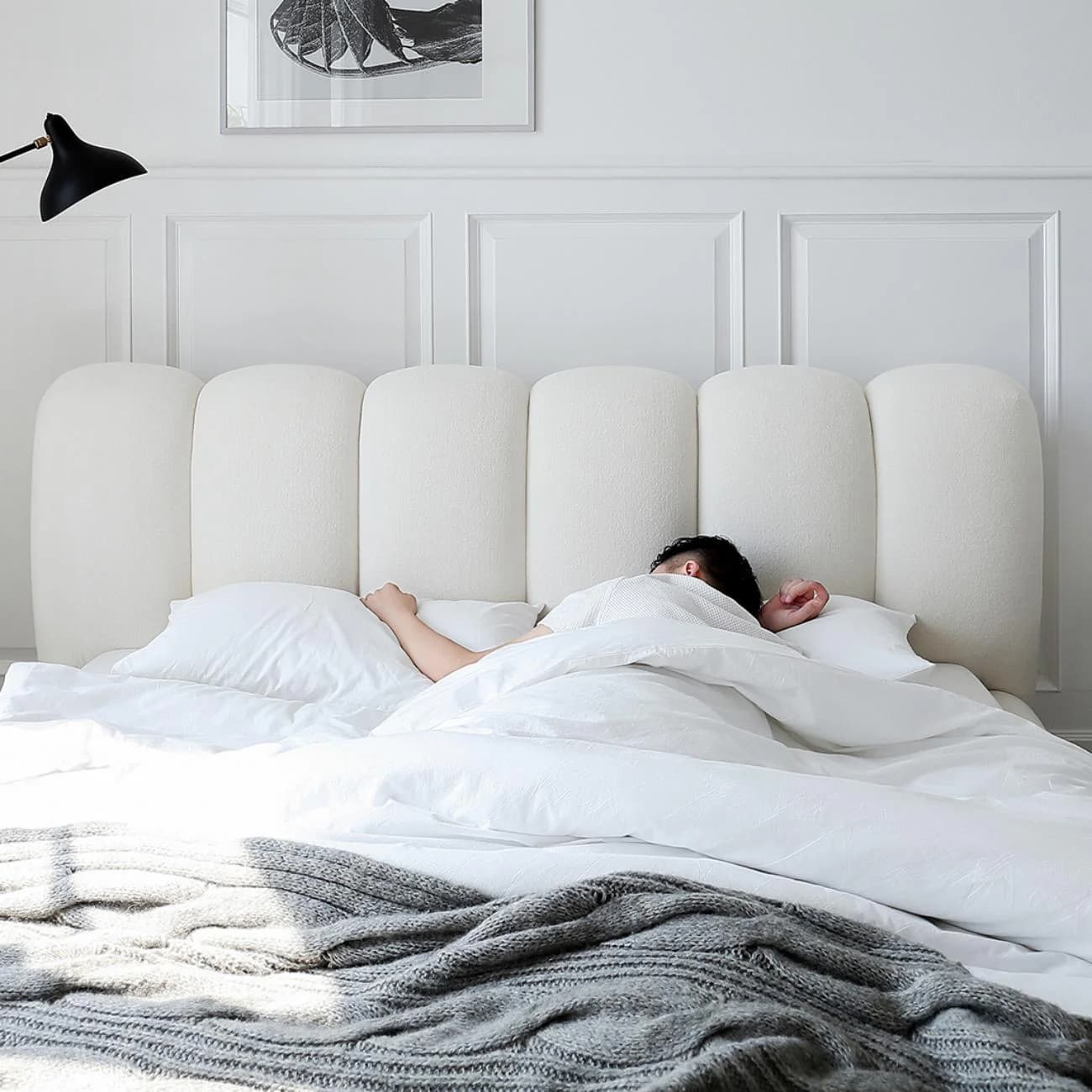 Nova Luxurious Bed thumbnail 5