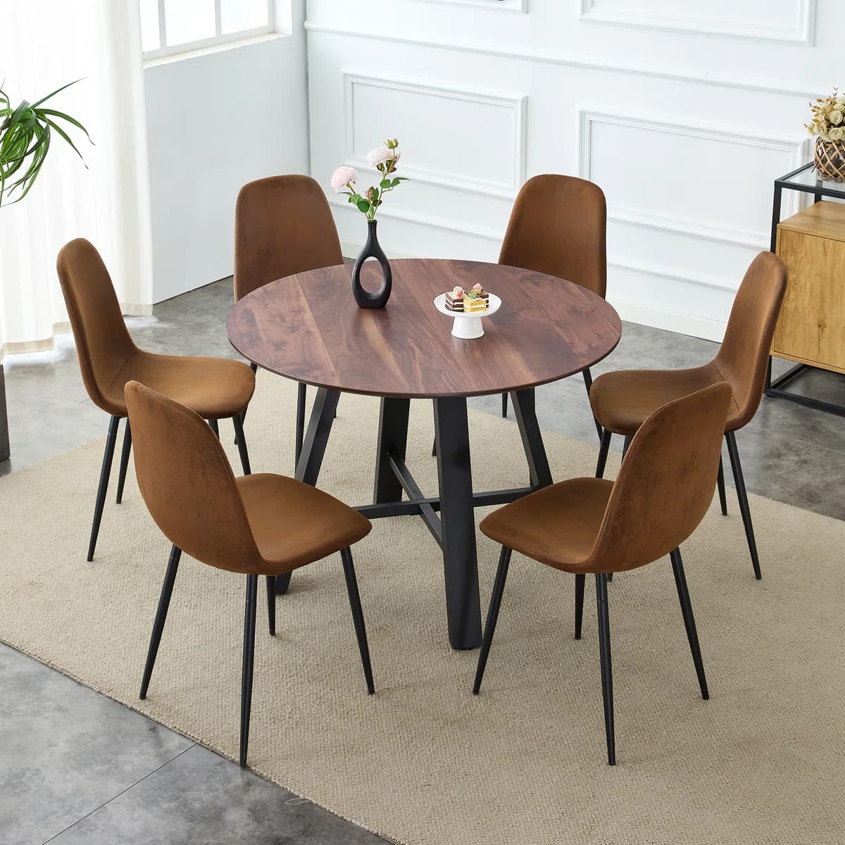 Round Dining Table Set thumbnail 4