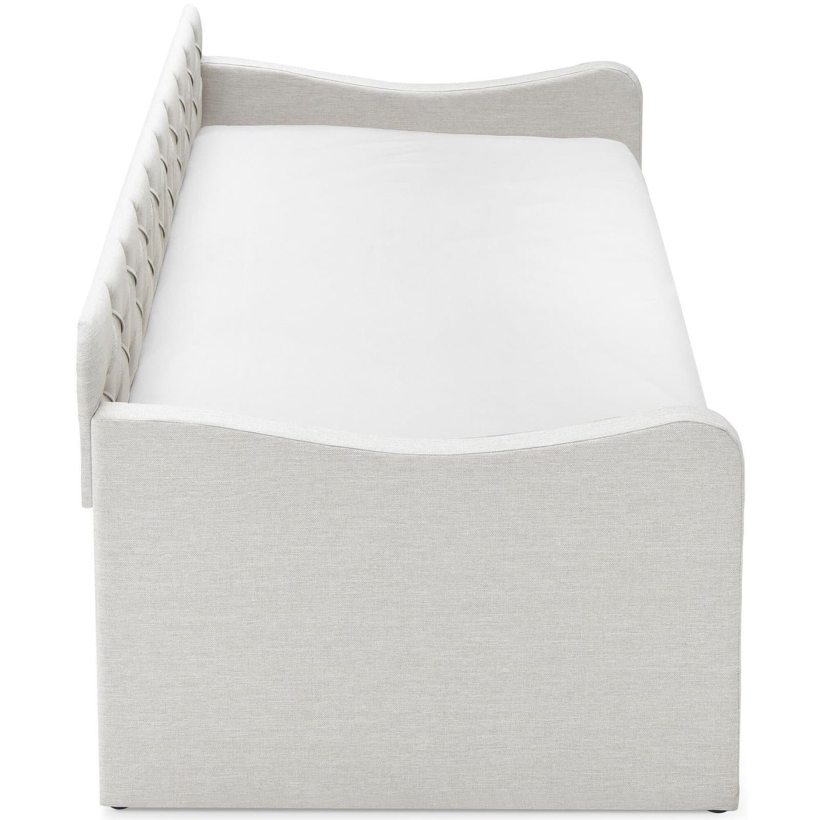 Tufted Daybed and Trundle thumbnail 5