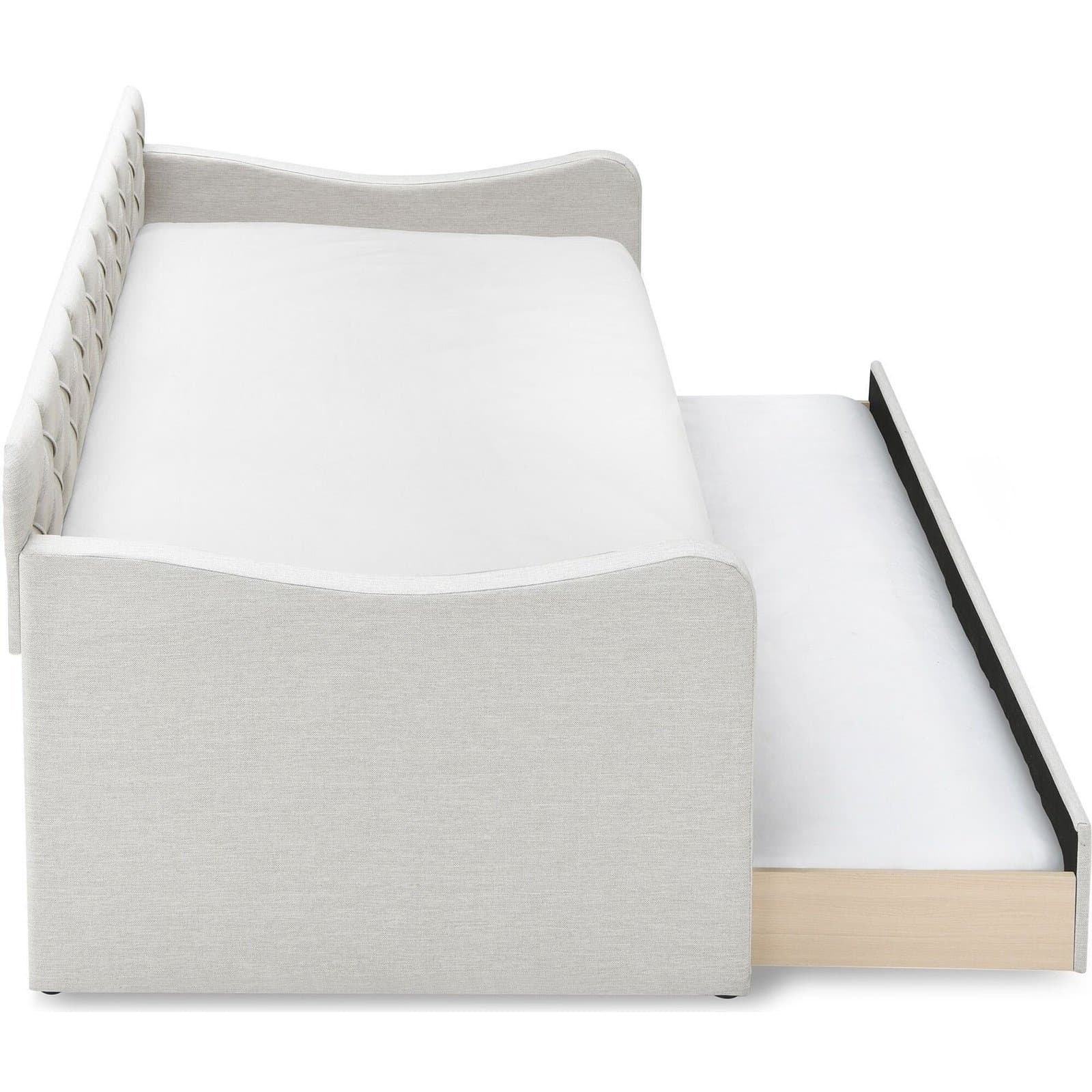 Tufted Daybed and Trundle thumbnail 6