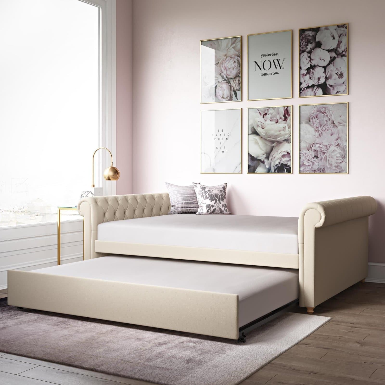 Upholstered Daybed thumbnail 2